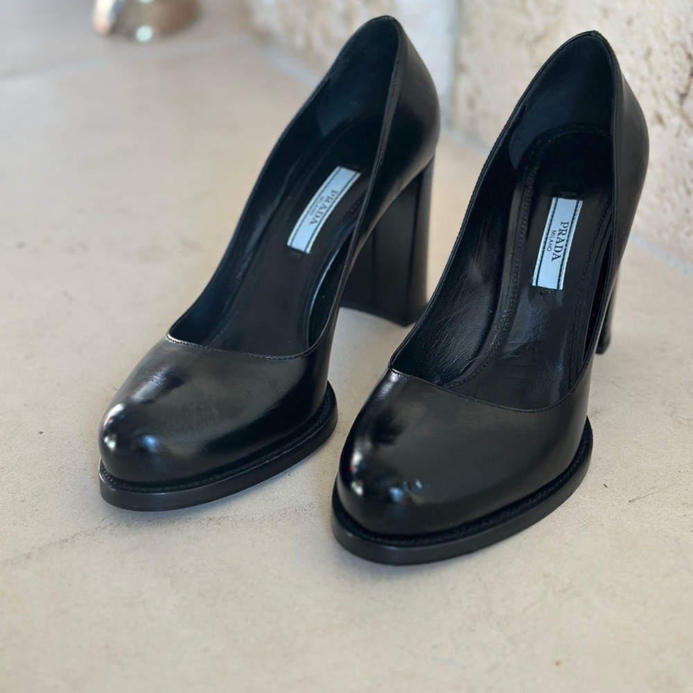 Prada Leather Shoes Black Size 37.  One scratch is shown on the last picture. - Picture 5 of 11